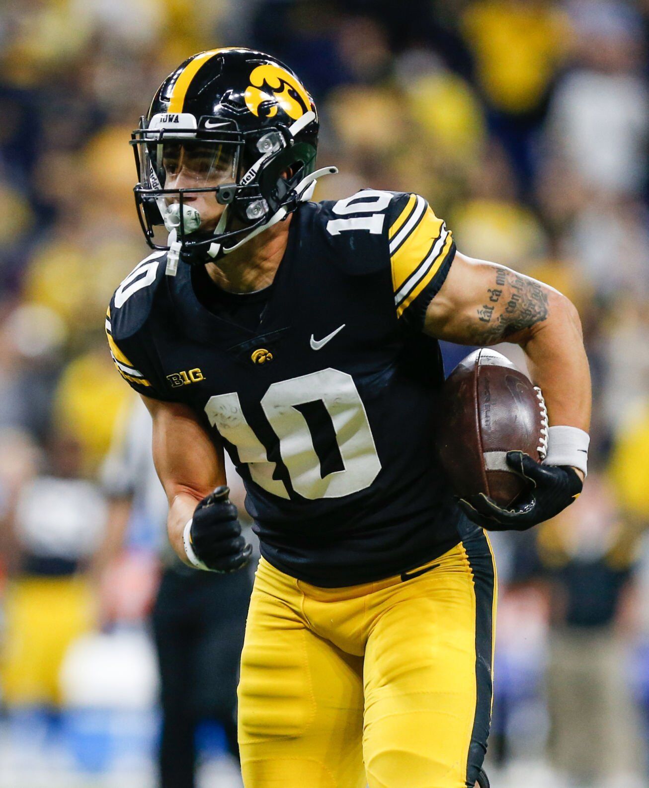 20421-qc-spt-big-ten-final-015